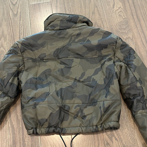 Bagatelle Camo Jacket - Picture 4 of 6